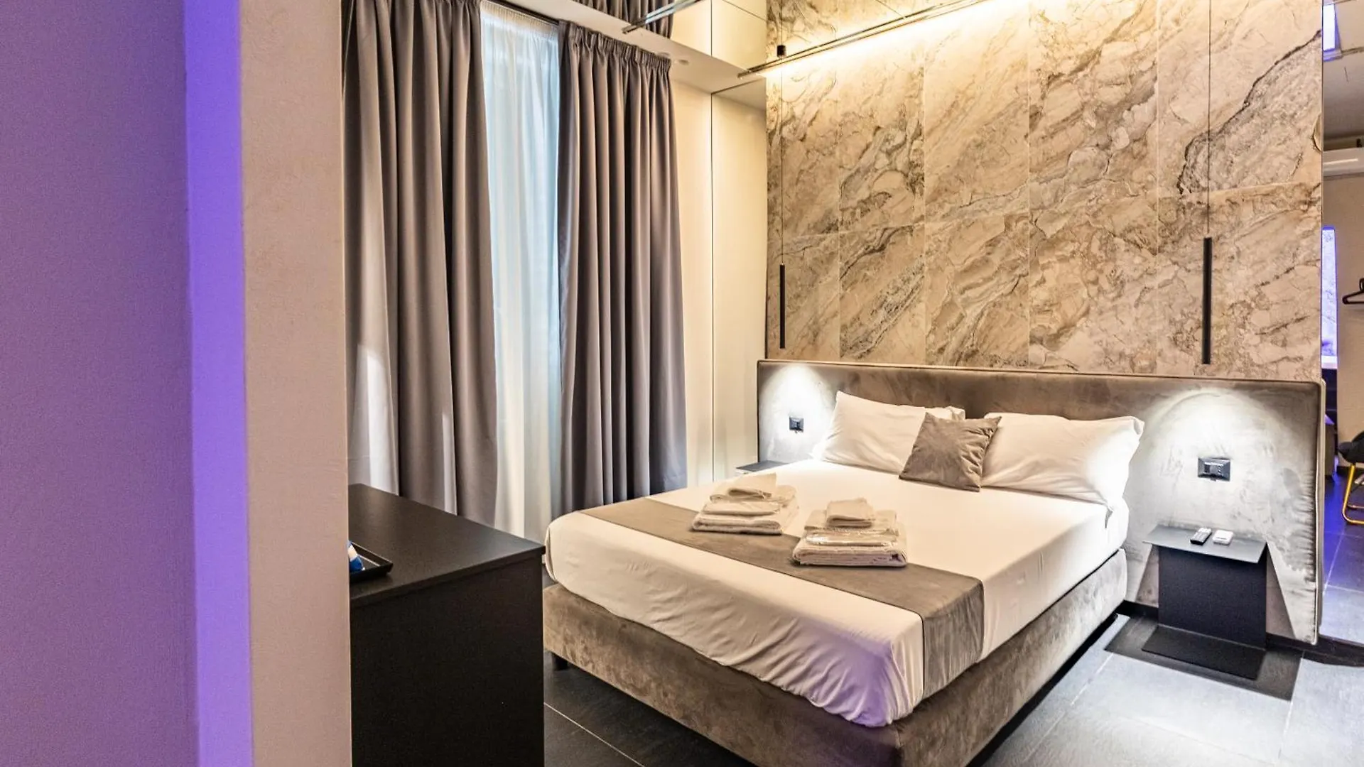 Amari120Suite&Spa 巴勒莫 0*,  意大利